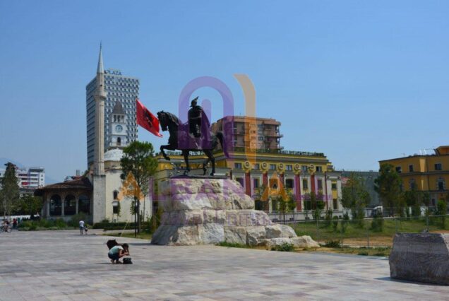 V-17 Vlora – Tirana – Daiti