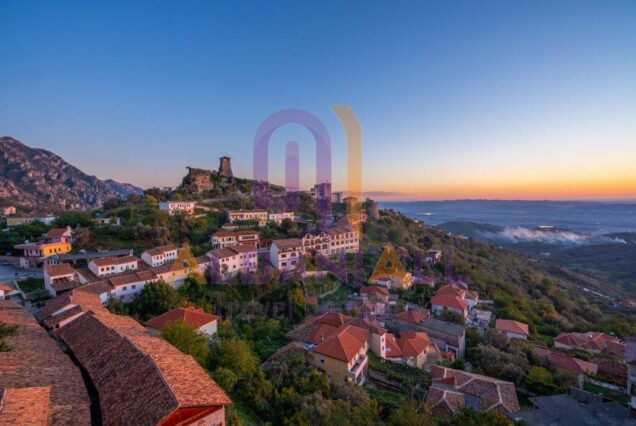 V-18 Vlora – Elbasan-Tirana (shopping)